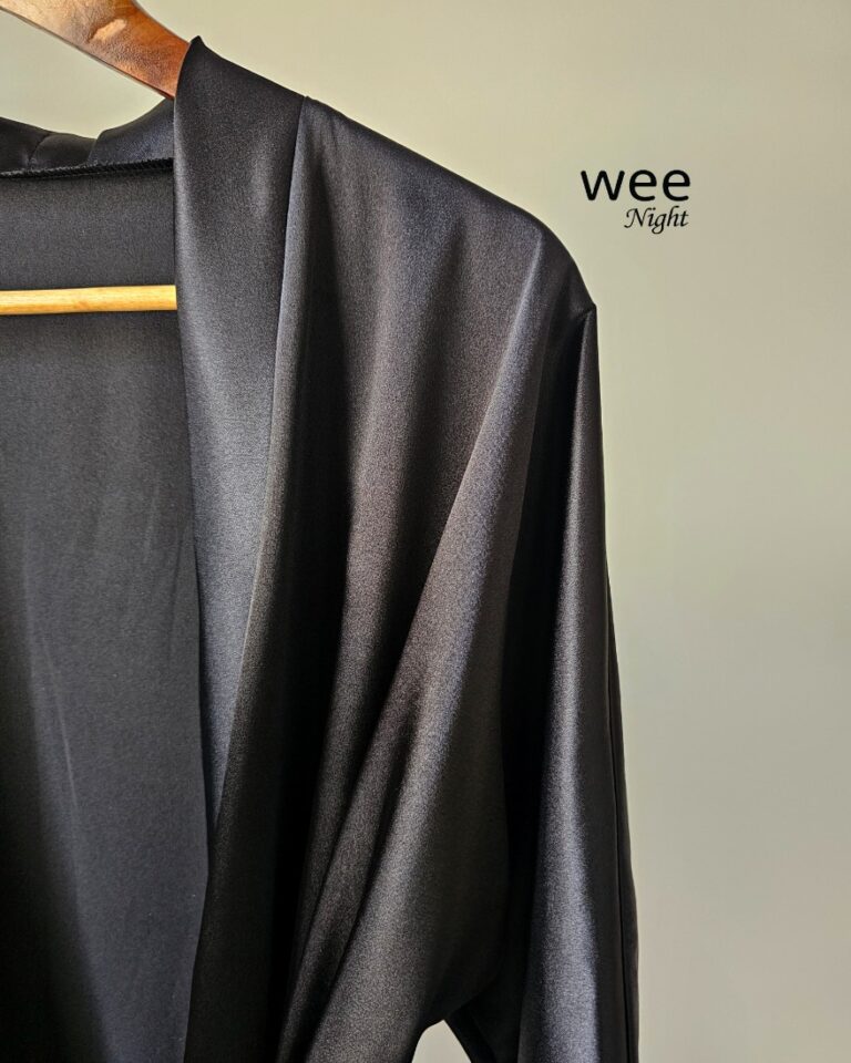 یقه ربدوشامبر مشکی