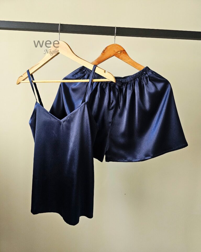 تاپ و شلوارک کلاسیک سرمه‌ای