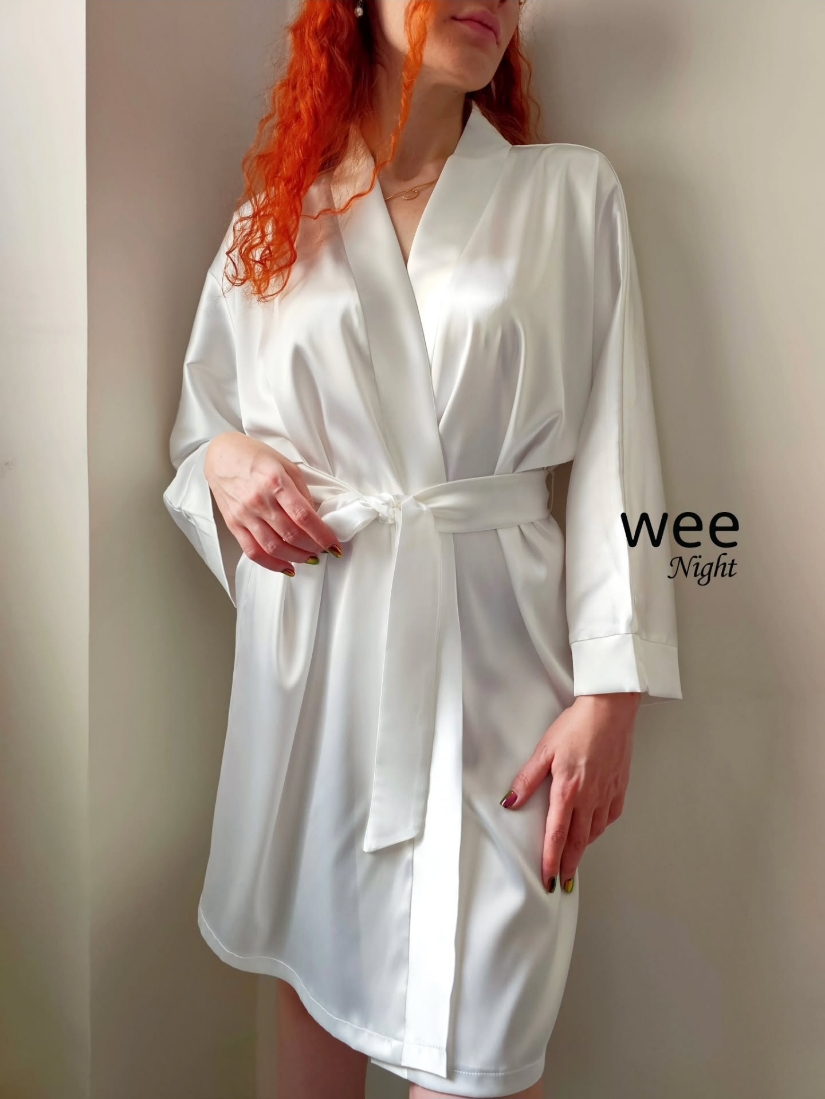 ربدوشامبر سفید